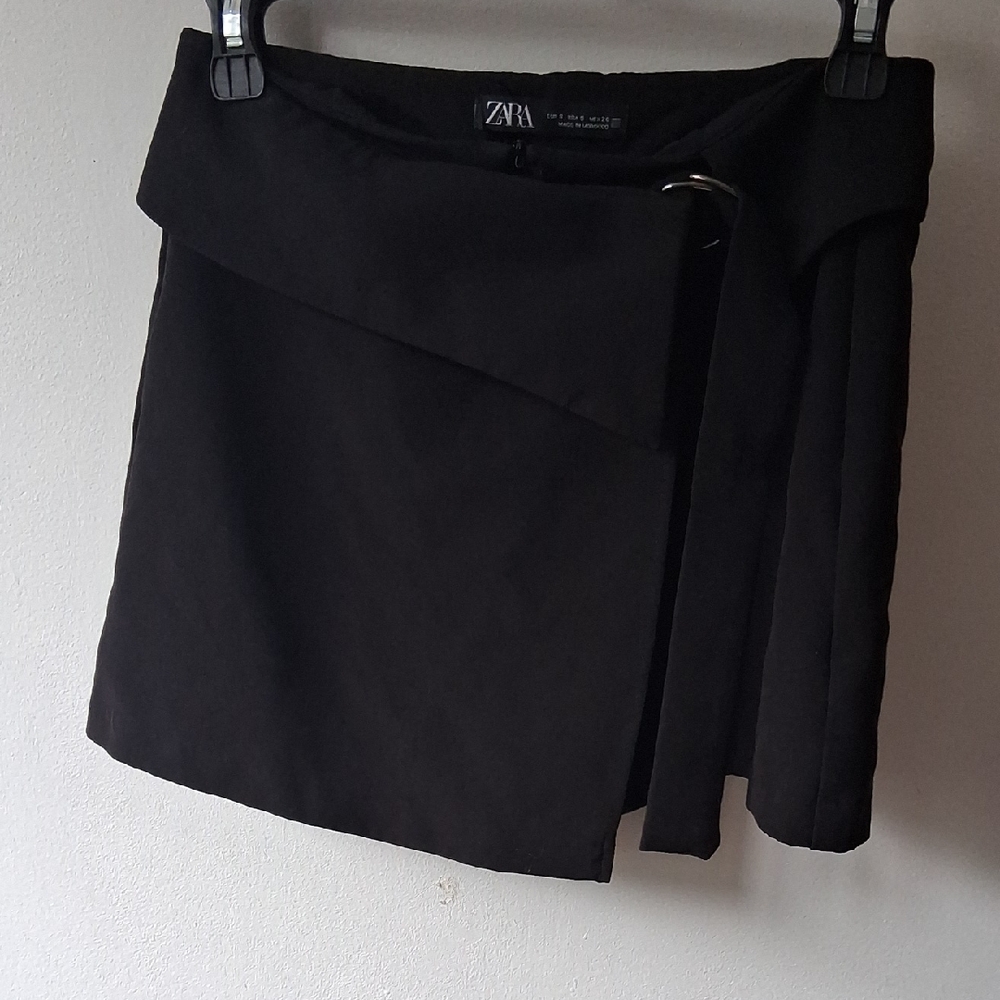 Zara Women's Chic Black Wrap Mini Skirt